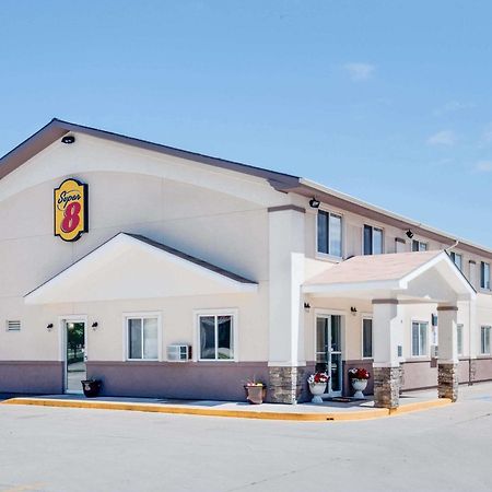 Super 8 By Wyndham Grand Forks Hotel Екстериор снимка